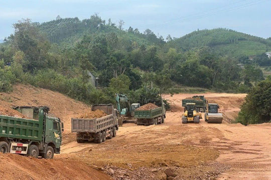 Lạng Sơn đốc thúc tiến độ triển khai các dự án khu, cụm công nghiệp  Lạng Sơn đốc thúc tiến độ triển khai các dự án khu, cụm công nghiệp