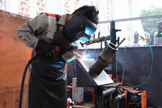 Lao động sáng tạo, kiến tạo tương lai Lao động sáng tạo, kiến tạo tương lai