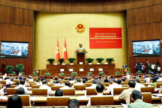 Quán triệt, triển khai thực hiện Nghị quyết Hội nghị lần thứ 11 Ban Chấp hành Trung ương Đảng khóa XIII Quán triệt, triển khai thực hiện Nghị quyết Hội nghị lần thứ 11 Ban Chấp hành Trung ương Đảng khóa XIII