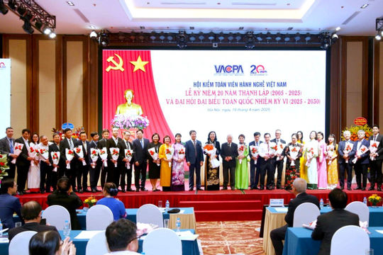 VACPA kỷ niệm 20 năm thành lập và tổ chức Đại hội đại biểu toán quốc nhiệm kỳ VI