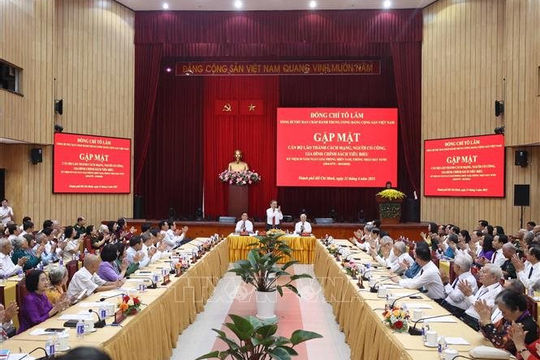 Tổng Bí thư: TP Hồ Chí Minh mở rộng tạo thành một cực tăng trưởng mới mang tầm cỡ khu vực và quốc tế Tổng Bí thư: TP Hồ Chí Minh mở rộng tạo thành một cực tăng trưởng mới mang tầm cỡ khu vực và quốc tế