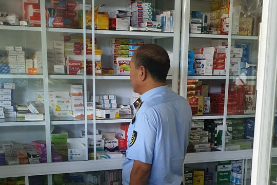 Siết chặt việc bán thuốc kê đơn, thuốc kiểm soát đặc biệt trên sàn thương mại điện tử