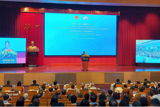 Ngoại giao đóng vai trò kiến tạo hòa bình xuyên suốt các giai đoạn lịch sử  Ngoại giao đóng vai trò kiến tạo hòa bình xuyên suốt các giai đoạn lịch sử