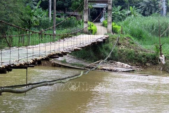 Hoàn thành sửa chữa hệ thống cầu treo trước 30/5 Hoàn thành sửa chữa hệ thống cầu treo trước 30/5