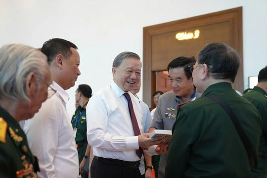 Nước Việt Nam là một, dân tộc Việt Nam là một Nước Việt Nam là một, dân tộc Việt Nam là một