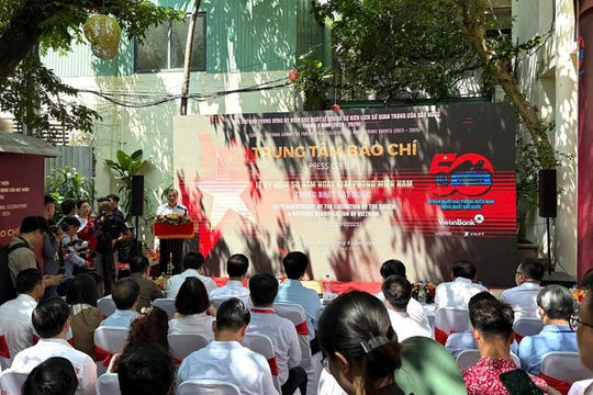 Tạo điều kiện cho báo chí tác nghiệp tại Lễ Kỷ niệm 50 năm Ngày Giải phóng miền Nam, thống nhất đất nước