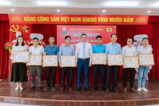Phân lân nung chảy Văn Điển: Đoàn kết, vượt khó hoàn thành vượt mức kế hoạch sản xuất kinh doanh