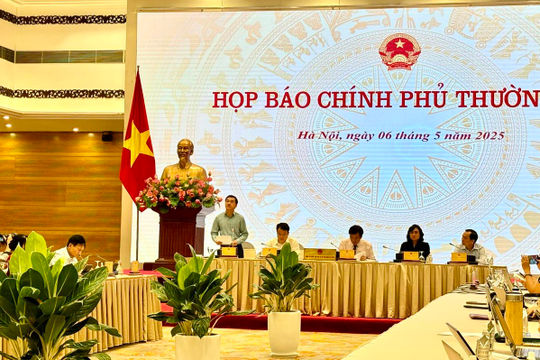 Miễn viện phí toàn dân: Chính sách chạm đến trái tim