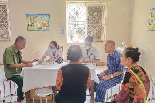 Lạng Sơn: Công tác chăm sóc sức khỏe người cao tuổi ngày càng chuyên môn hóa