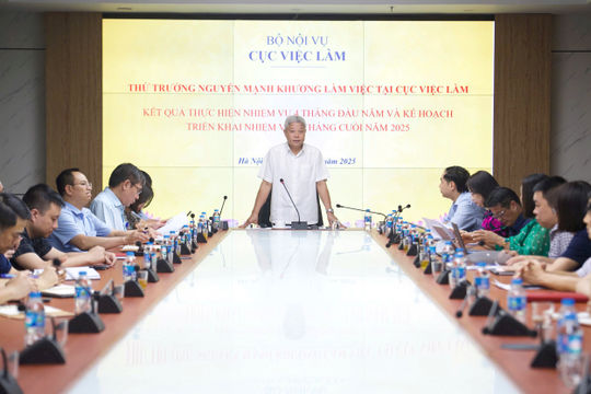 Tăng cường các chính sách bảo vệ quyền lợi cho người lao động