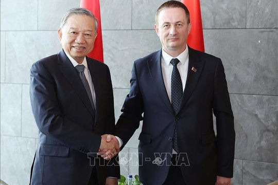 Tổng Bí thư Tô Lâm hội kiến Thủ tướng Belarus Aleksandr Turchin
