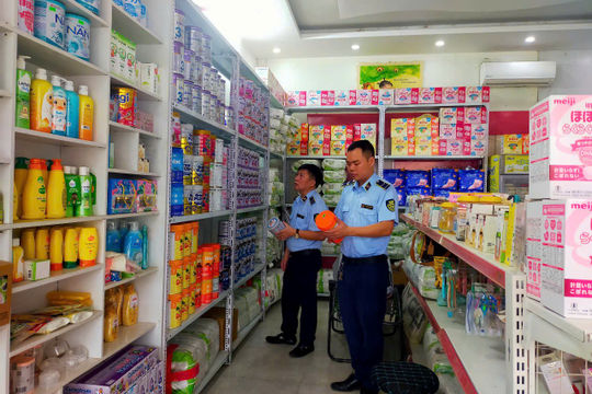 Quản lý thị trường Thái Nguyên: Tăng cường kiểm tra, ngăn chặn sữa giả và kém chất lượng Quản lý thị trường Thái Nguyên: Tăng cường kiểm tra, ngăn chặn sữa giả và kém chất lượng