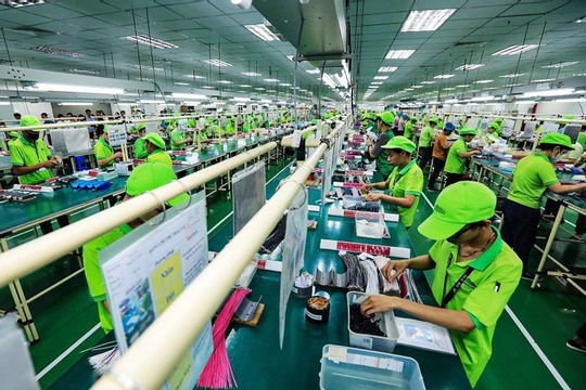 Kinh tế tư nhân trước bước ngoặt lịch sử.
Bài 2: “Chiếc lò xo” bị nén trong thời gian dài…
