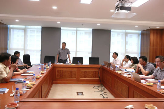 Hoàn thiện hệ thống pháp luật gắn với nâng cao hiệu lực, hiệu quả sử dụng nguồn lực công Hoàn thiện hệ thống pháp luật gắn với nâng cao hiệu lực, hiệu quả sử dụng nguồn lực công