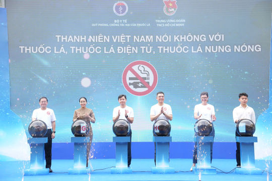 Tuổi trẻ Việt Nam quyết tâm xây dựng tương lai không khói thuốc