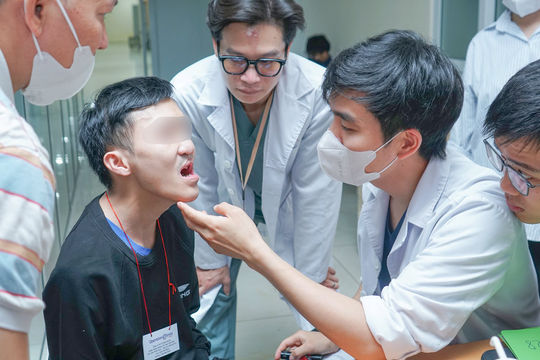 Hành trình tìm lại nụ cười cho trẻ em bị dị tật