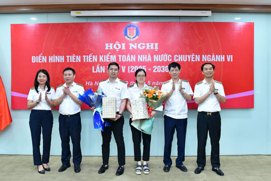 KTNN chuyên ngành VI: Thi đua gắn chặt với nhiệm vụ cụ thể của từng công chức KTNN chuyên ngành VI: Thi đua gắn chặt với nhiệm vụ cụ thể của từng công chức