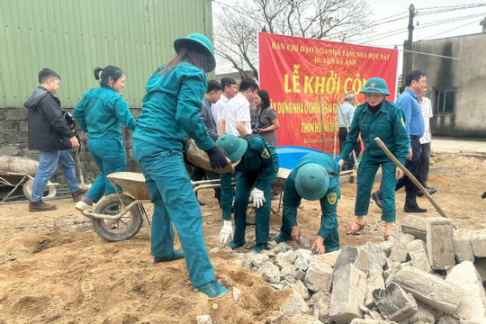 Hà Tĩnh: “Về đích” sớm chương trình xóa nhà tạm, nhà dột nát Hà Tĩnh: “Về đích” sớm chương trình xóa nhà tạm, nhà dột nát