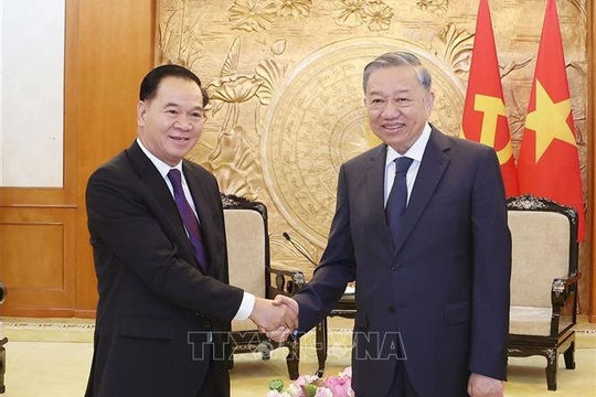 Tổng Bí thư Tô Lâm tiếp Chánh Văn phòng Trung ương Đảng Nhân dân Cách mạng Lào Tổng Bí thư Tô Lâm tiếp Chánh Văn phòng Trung ương Đảng Nhân dân Cách mạng Lào