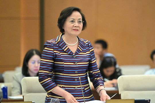 Hoàn thành việc bố trí vào vị trí việc làm và xếp ngạch công chức trước ngày 01/7/2027 Hoàn thành việc bố trí vào vị trí việc làm và xếp ngạch công chức trước ngày 01/7/2027