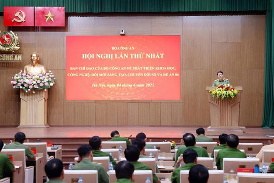 Bộ Công an kiến nghị đơn giản hóa hàng trăm thủ tục hành chính Bộ Công an kiến nghị đơn giản hóa hàng trăm thủ tục hành chính
