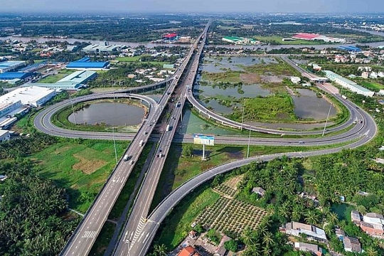 Đầu tư từ ngân sách nhà nước tạo động lực cho tăng trưởng Đầu tư từ ngân sách nhà nước tạo động lực cho tăng trưởng