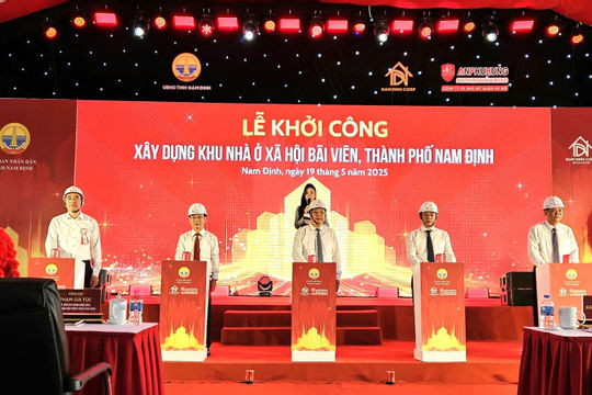 Nam Định: Thu ngân sách nhà nước ước đạt 7.111 tỷ đồng Nam Định: Thu ngân sách nhà nước ước đạt 7.111 tỷ đồng