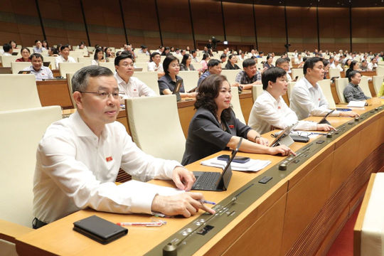 Quốc hội thông qua Nghị quyết về việc sắp xếp đơn vị hành chính cấp tỉnh năm 2025