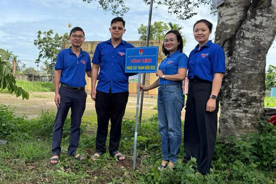 Mỗi Đoàn viên có trách nhiệm xây dựng môi trường xanh, sạch, đẹp