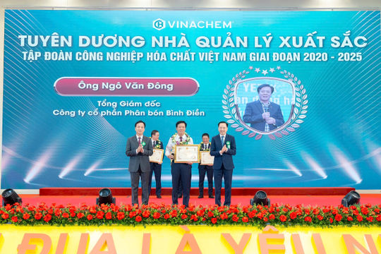Tổng giám đốc  Phân bón Bình Điền được vinh danh Nhà lãnh đạo xuất sắc