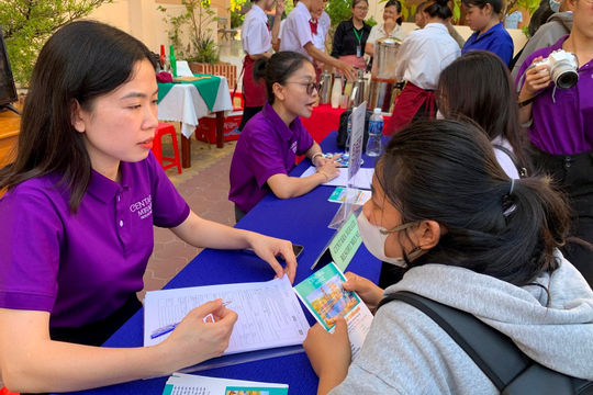 Bình Thuận: Hỗ trợ người lao động tiếp cận thông tin và thị trường  Bình Thuận: Hỗ trợ người lao động tiếp cận thông tin và thị trường