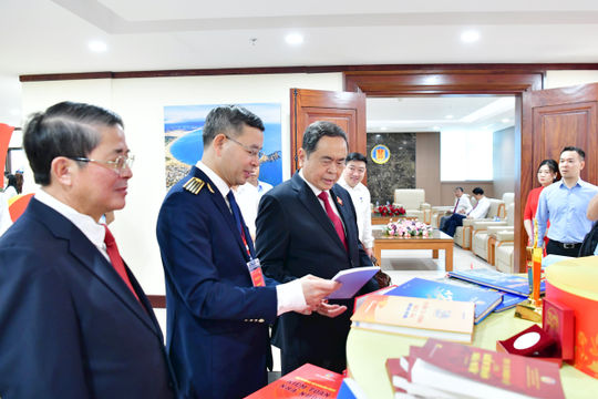 Đảm bảo công tác tuyên truyền đại hội đảng bộ các cấp trang trọng, tiết kiệm, hiệu quả