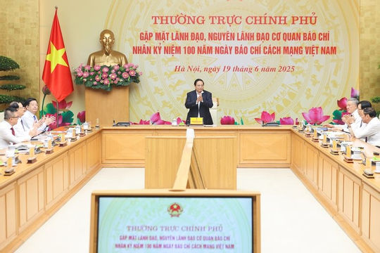 Thủ tướng mong muốn báo chí phát huy truyền thống trăm năm, bản lĩnh, đóng góp nhiều hơn nữa cho sự nghiệp xây dựng và bảo vệ Tổ quốc 