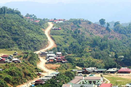 Nhiều chuyển biến trong hành trình phát triển vùng đồng bào dân tộc thiểu số Quảng Nam Nhiều chuyển biến trong hành trình phát triển vùng đồng bào dân tộc thiểu số Quảng Nam