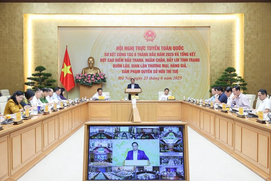 Kịp thời triệt phá, quét sạch nạn thuốc giả, thực phẩm giả