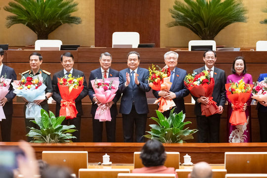 Quốc hội phê chuẩn danh sách Phó Chủ tịch, Ủy viên Hội đồng Bầu cử quốc gia