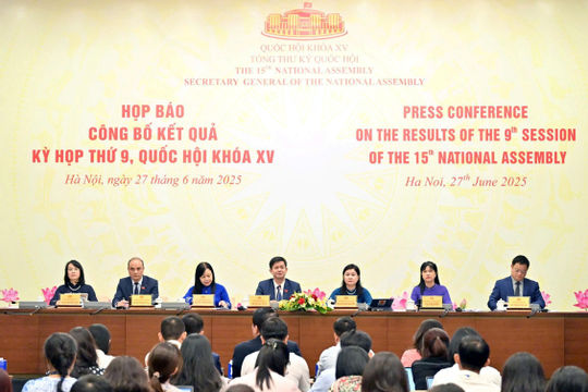 Quốc hội sẽ ưu tiên theo dõi, giám sát việc thực hiện chính quyền địa phương 2 cấp Quốc hội sẽ ưu tiên theo dõi, giám sát việc thực hiện chính quyền địa phương 2 cấp