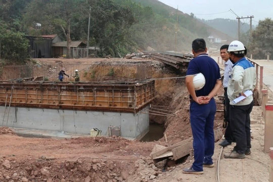 Lạng Sơn họp bàn tháo gỡ vướng mắc, đẩy nhanh tiến độ các dự án đầu tư