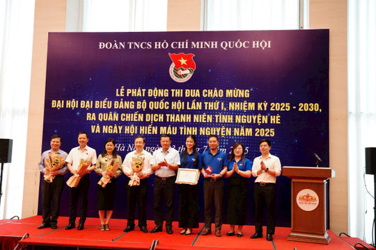 Đoàn Thanh niên Quốc hội tổ chức nhiều hoạt động ngay sau khi được thành lập