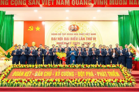 Đại hội Đảng bộ Vinachem lần thứ IV: Đoàn kết - Dân chủ - Kỷ cương - Đột phá - Phát triển