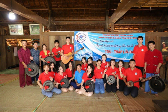 Nhân lực chất lượng cao - điểm tựa cho ngành du lịch bứt phá Nhân lực chất lượng cao - điểm tựa cho ngành du lịch bứt phá