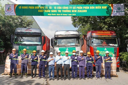 Phân bón Miền Nam xuất khẩu lô hàng đầu tiên sang New Zealand, mở rộng hành trình vươn ra toàn cầu 