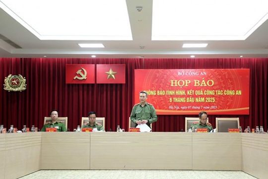 Bộ Công an gương mẫu đi đầu trong sắp xếp, tinh gọn tổ chức bộ máy