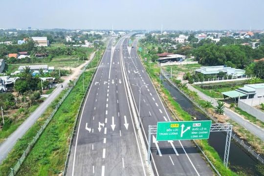 Bộ Xây dựng đặt mục tiêu giải ngân 9.000 tỷ đồng/tháng Bộ Xây dựng đặt mục tiêu giải ngân 9.000 tỷ đồng/tháng