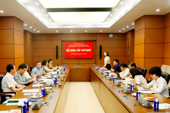 Sớm hoàn thiện các phương án tuyên truyền Đại hội đại biểu Đảng bộ Quốc hội lần thứ I Sớm hoàn thiện các phương án tuyên truyền Đại hội đại biểu Đảng bộ Quốc hội lần thứ I