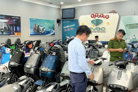 Chuyển hồ sơ vụ buôn xe máy điện giả nhãn hiệu NIJIA cho Công an Hà Nội điều tra Chuyển hồ sơ vụ buôn xe máy điện giả nhãn hiệu NIJIA cho Công an Hà Nội điều tra