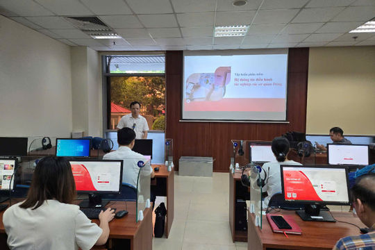 Tập huấn nghiệp vụ sử dụng hệ thống thông tin tác nghiệp cho các đảng ủy trực thuộc và các cơ quan tham mưu, giúp việc của Đảng ủy Quốc hội
