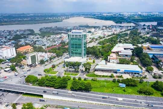 Quản lý nhà, đất công qua lăng kính Kiểm toán nhà nước. Bài 4: Doanh nghiệp nhà nước: Quản lý lỏng lẻo làm thất thoát, lãng phí “đất vàng” Quản lý nhà, đất công qua lăng kính Kiểm toán nhà nước. Bài 4: Doanh nghiệp nhà nước: Quản lý lỏng lẻo làm thất thoát, lãng phí “đất vàng”