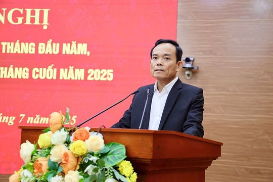 Phát huy vai trò cơ quan tham mưu chiến lược hàng đầu của Đảng  Phát huy vai trò cơ quan tham mưu chiến lược hàng đầu của Đảng