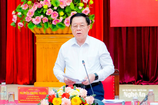 Đưa Nghệ An trở thành cực tăng trưởng tầm quốc gia Đưa Nghệ An trở thành cực tăng trưởng tầm quốc gia